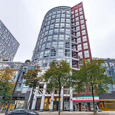 شقة Rare Find Loft With Full Kitchen At Heart Of Downtown فانكوفر المظهر الخارجي الصورة